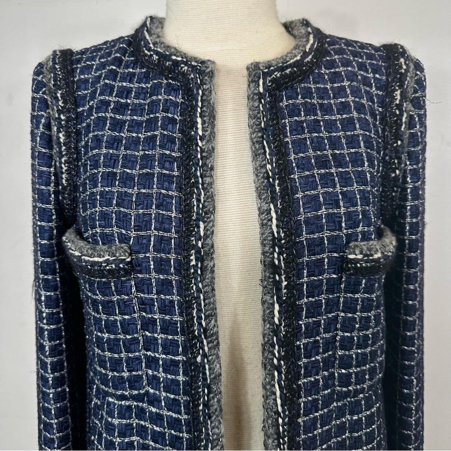 Chanel 2017 Paris Cosmopolite Blue Metallic Silver Tweed Coat Size FR 34 US 2