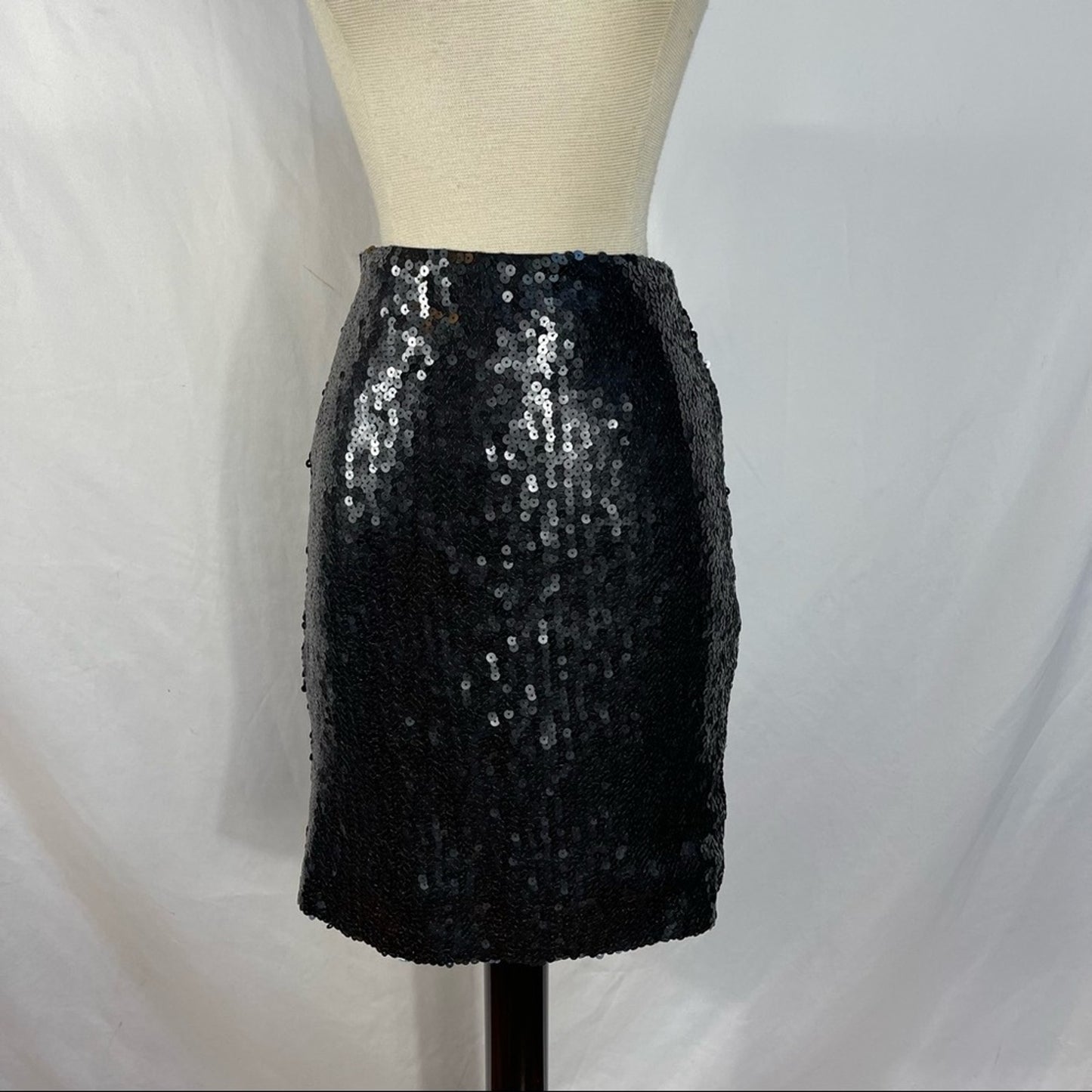 Chanel Spring 2007 NWT Black Gunmetal Sequin Pencil Skirt Interlocking CC zipper
