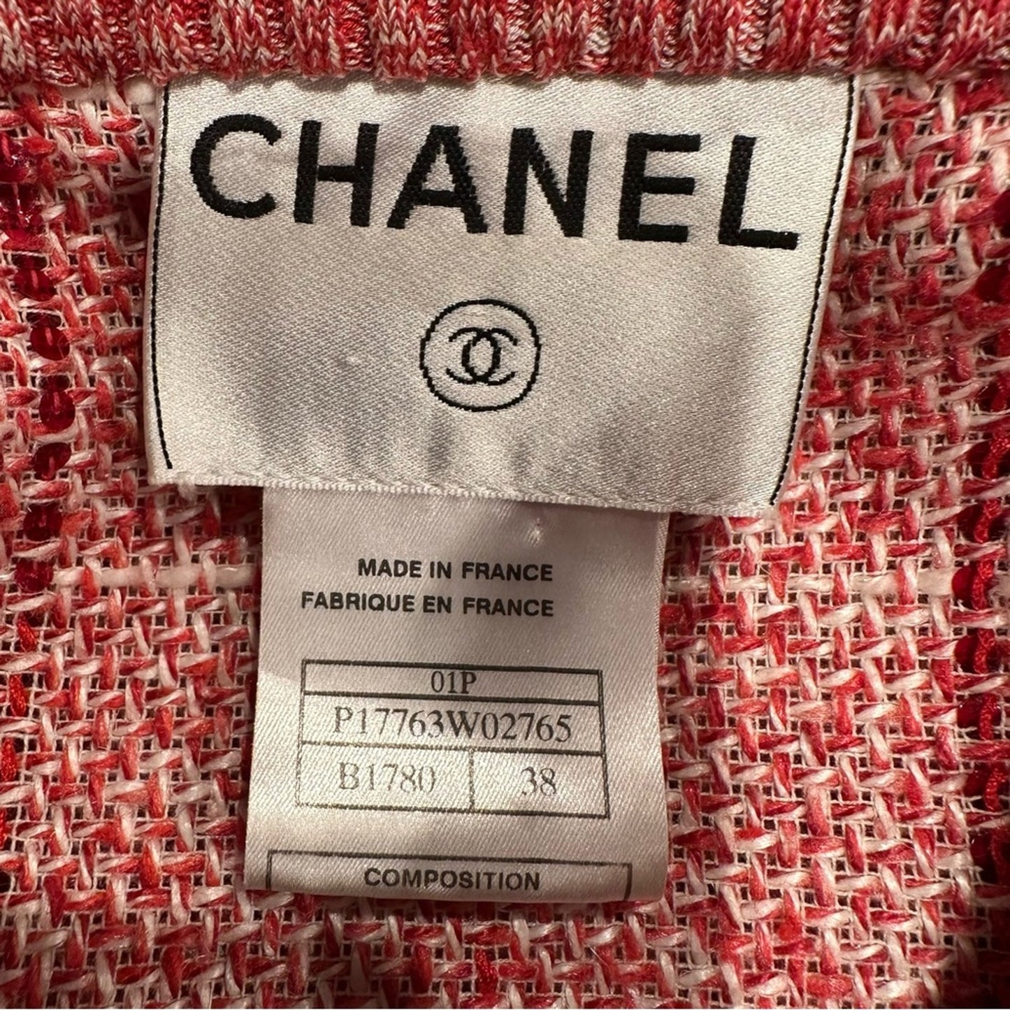 Chanel 2001 Vintage Karl Lagerfeld Spring Red White Sequin Tweed Vest FR 38 US 6