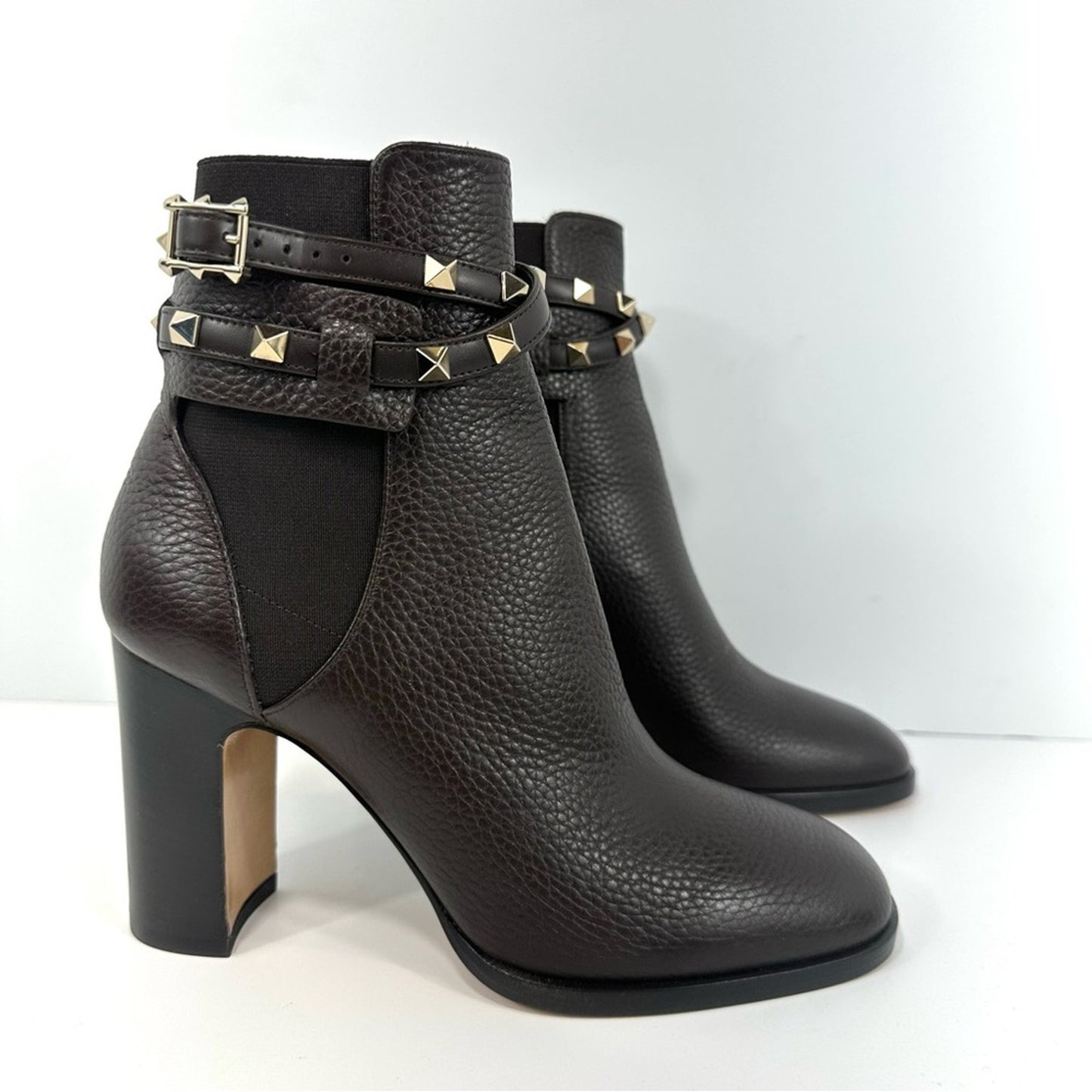 Valentino Garavani Rockstud Pebbled Block Heel Leather Ankle Booties Size EU 36